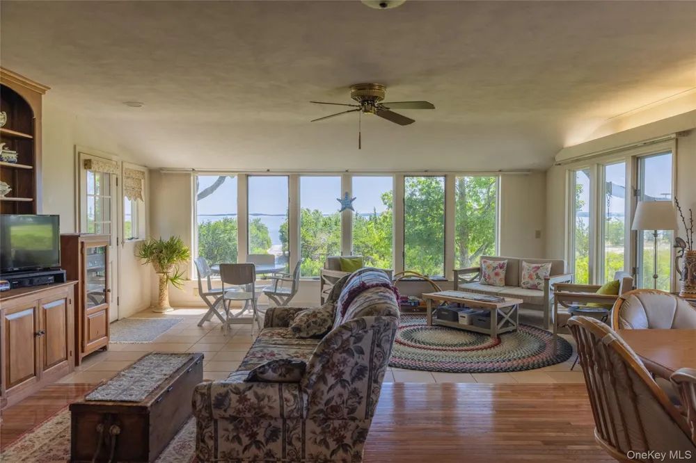 Address Not Shown Peconic, NY 11958
