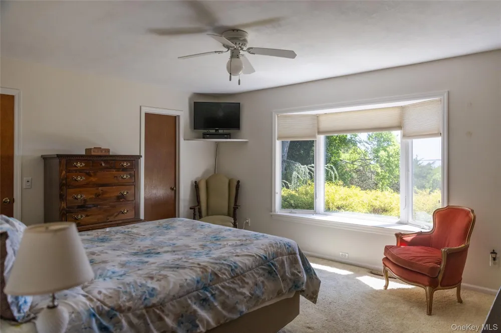Address Not Shown Peconic, NY 11958