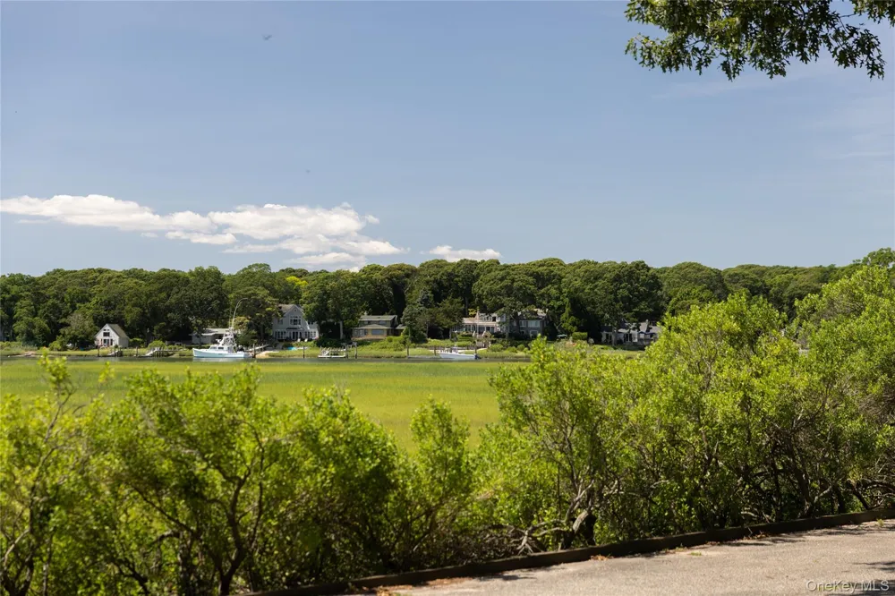 Address Not Shown Peconic, NY 11958