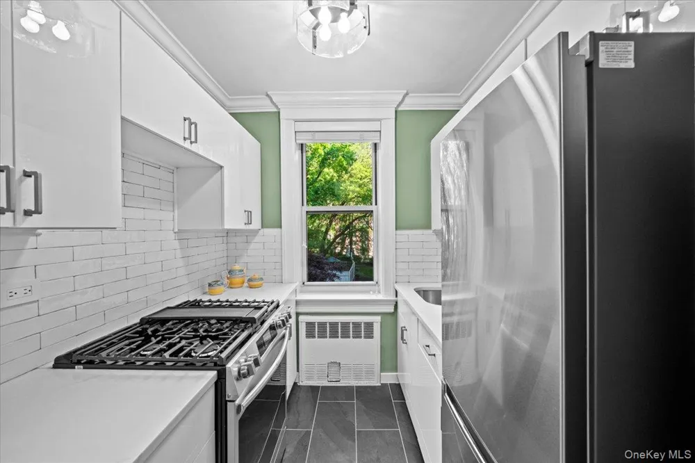 629 Kappock Street #4G Bronx, NY 10463