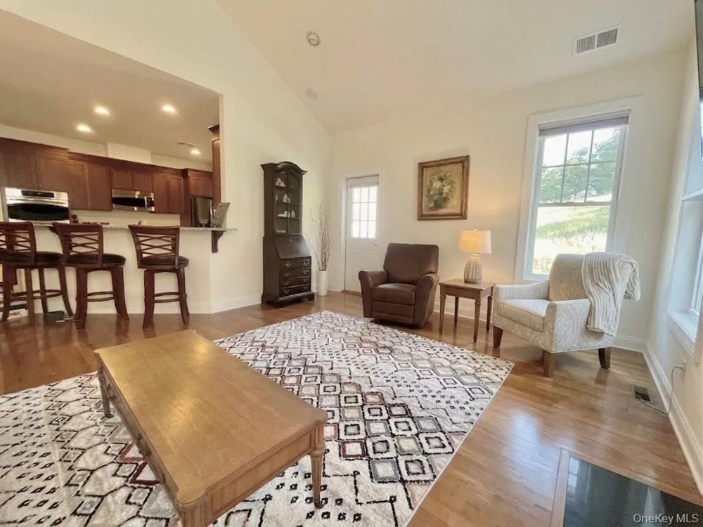 10 Maggie May Way Cold Spring, NY 10516