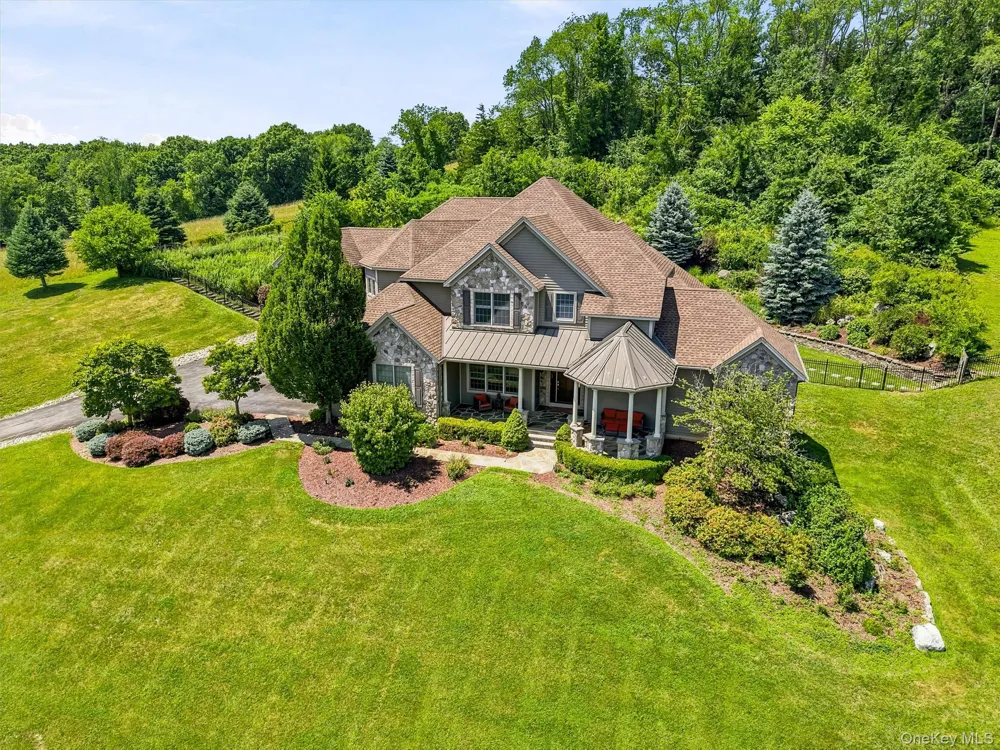 11 Manno Farm Road Warwick, NY 10990