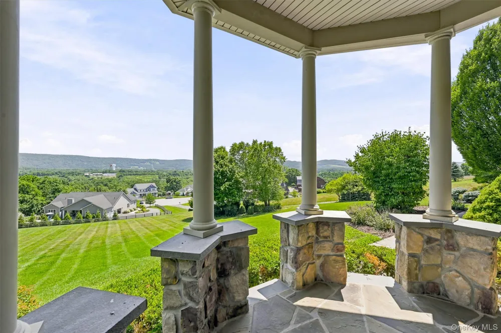 11 Manno Farm Road Warwick, NY 10990