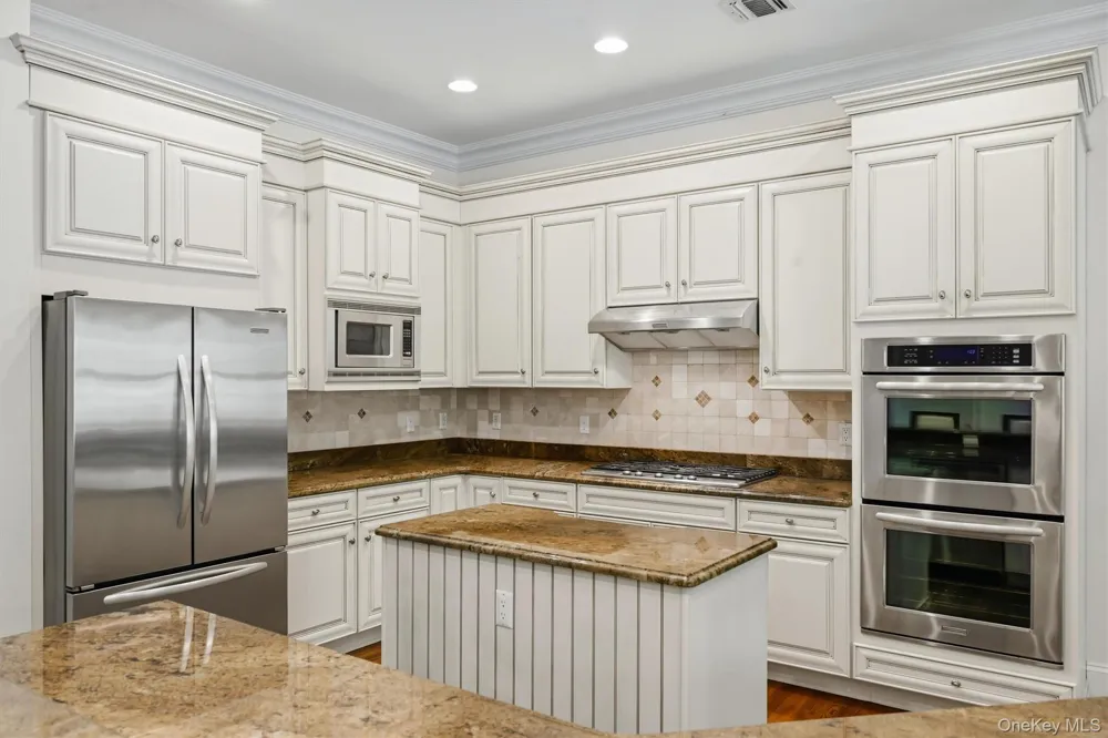 11 Manno Farm Road Warwick, NY 10990