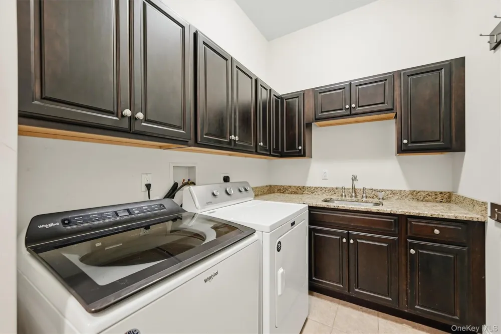 11 Manno Farm Road Warwick, NY 10990