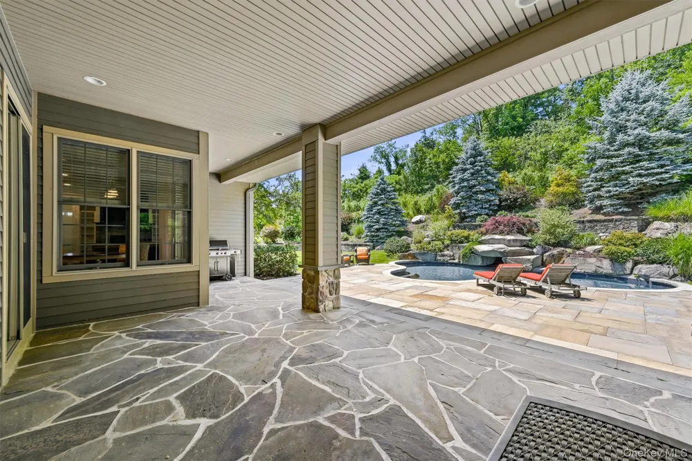 11 Manno Farm Road Warwick, NY 10990