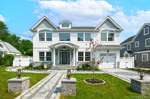127 Vanderbilt Avenue