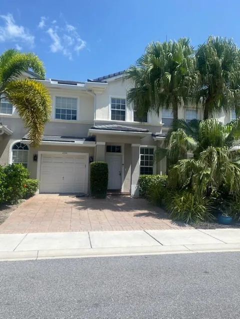 4353 Legacy Court