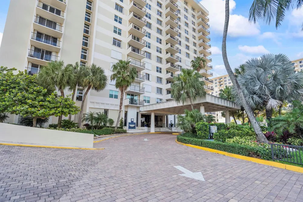 1900 S Ocean Boulevard #5j Lauderdale By The Sea, FL 33062