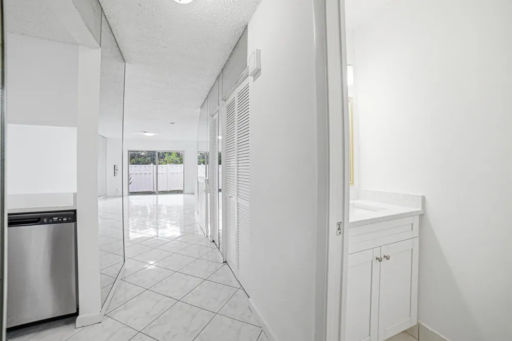 8207 Fairway Road #8207 Sunrise, FL 33351