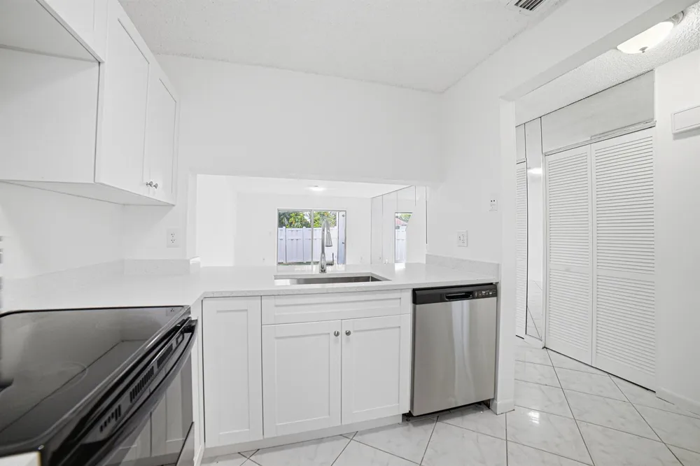 8207 Fairway Road #8207 Sunrise, FL 33351