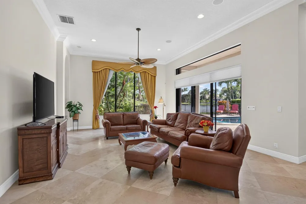 10715 Versailles Boulevard Wellington, FL 33449