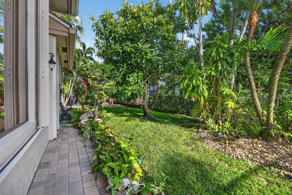 10715 Versailles Boulevard Wellington, FL 33449
