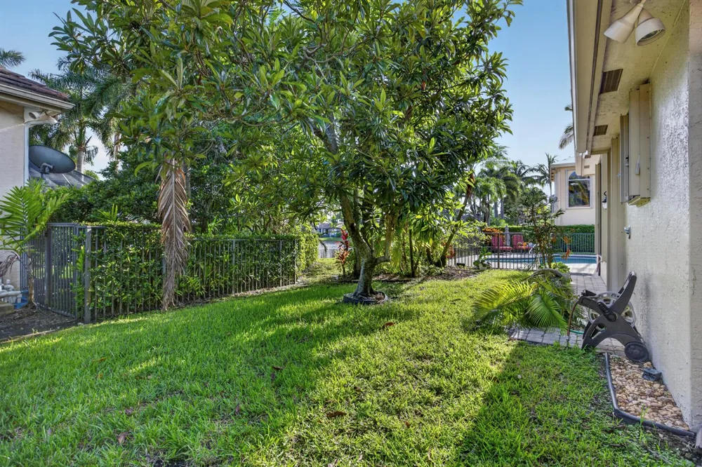 10715 Versailles Boulevard Wellington, FL 33449