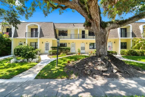 839 Camelia Lane #8
