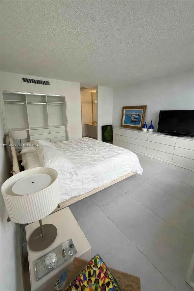 9225 Collins Ave #505 Surfside, FL 33154