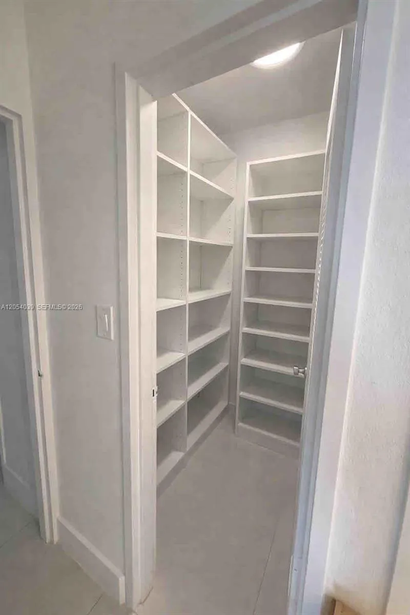 9225 Collins Ave #505 Surfside, FL 33154