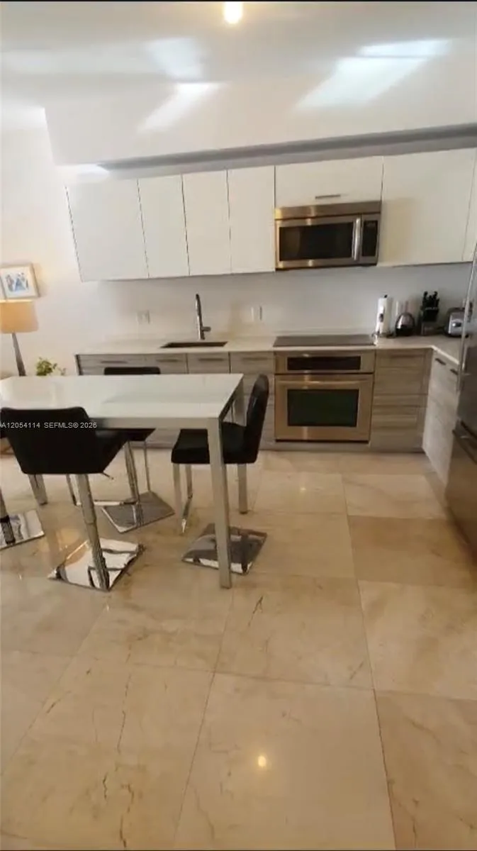 1300 Brickell Bay Dr #1107 Miami, FL 33131