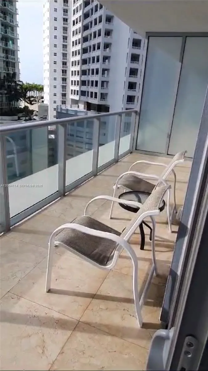 1300 Brickell Bay Dr #1107 Miami, FL 33131