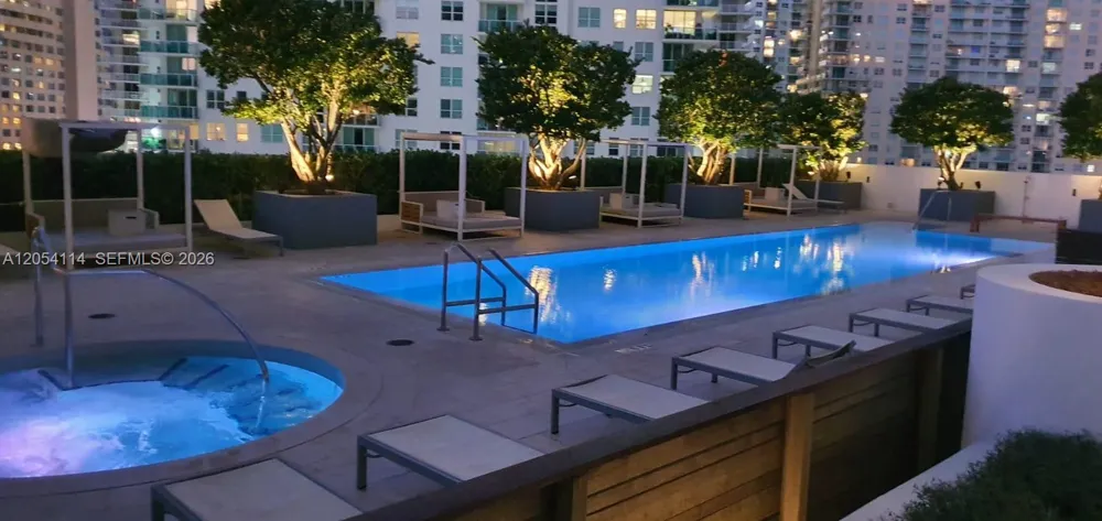 1300 Brickell Bay Dr #1107 Miami, FL 33131