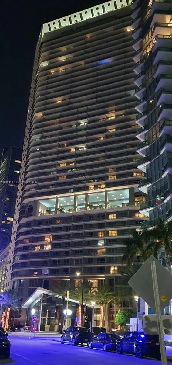 1300 Brickell Bay Dr #1107 Miami, FL 33131