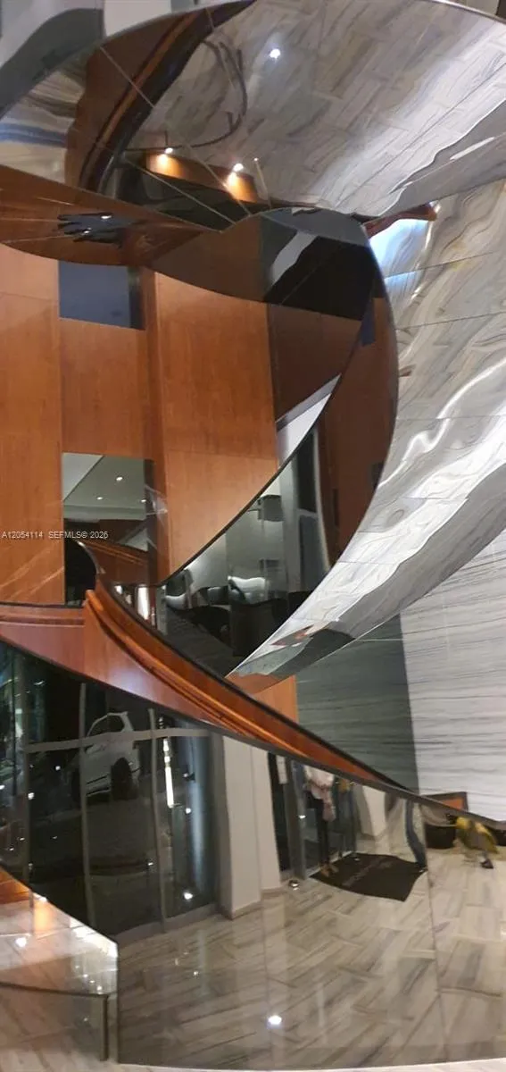 1300 Brickell Bay Dr #1107 Miami, FL 33131