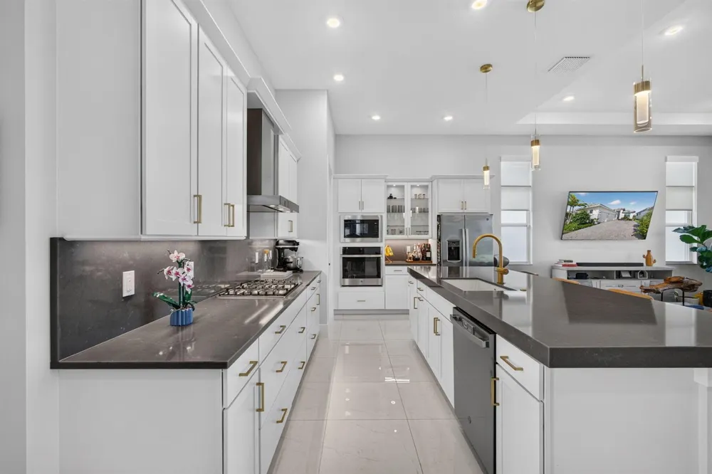 5469 Hutchinson Way Westlake, FL 33470