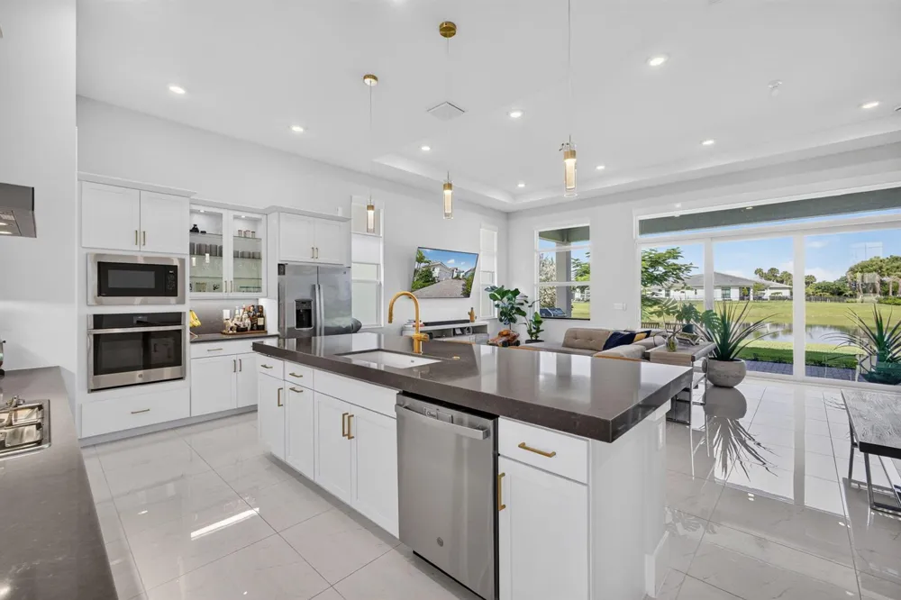 5469 Hutchinson Way Westlake, FL 33470