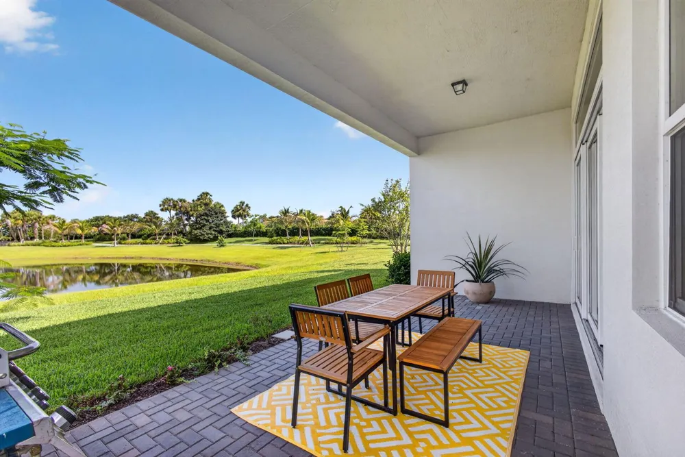 5469 Hutchinson Way Westlake, FL 33470