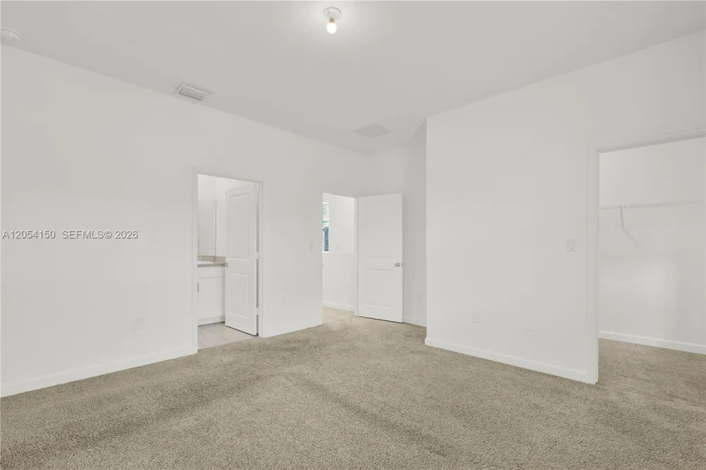 1161 SW 8th Ave Florida City, FL 33034