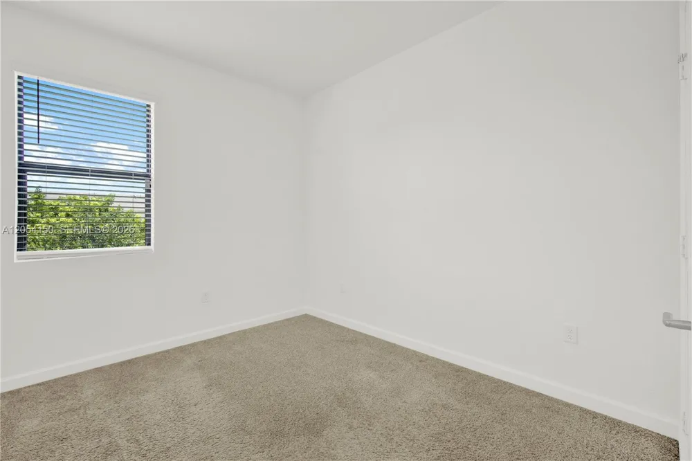 1161 SW 8th Ave Florida City, FL 33034