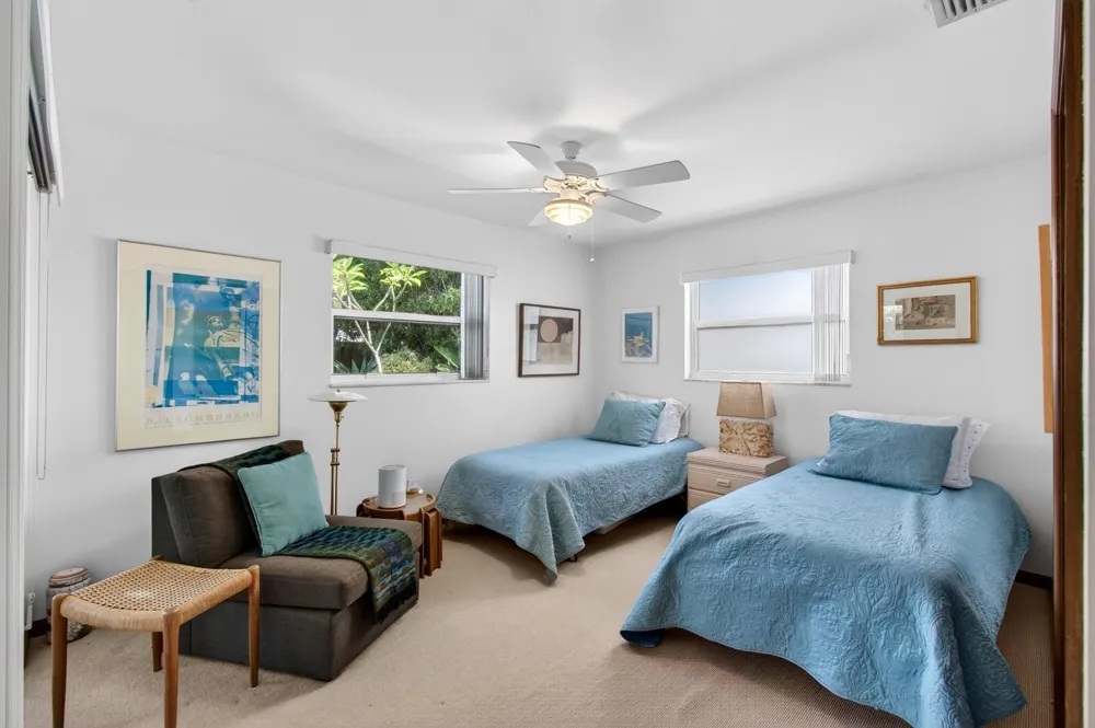 1315 Lakeside Drive 
