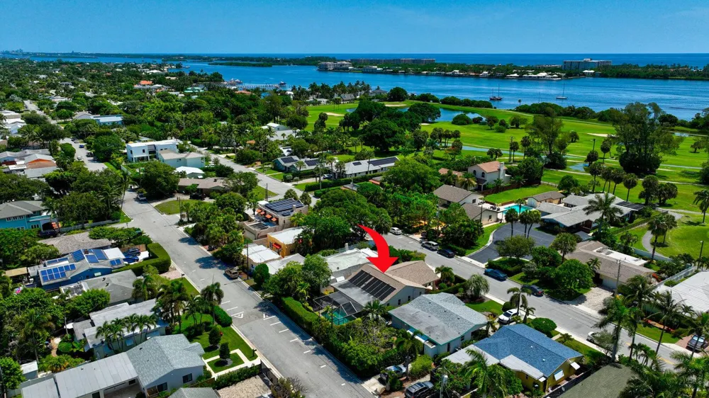 1315 Lakeside Drive 