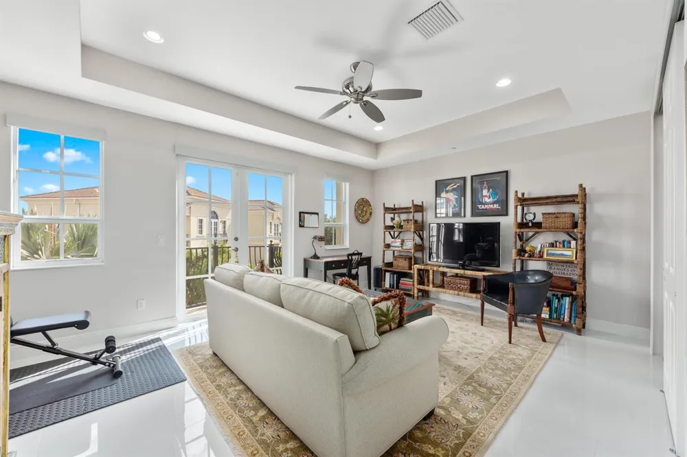 144 Tierra Lane #10 Jupiter, FL 33477