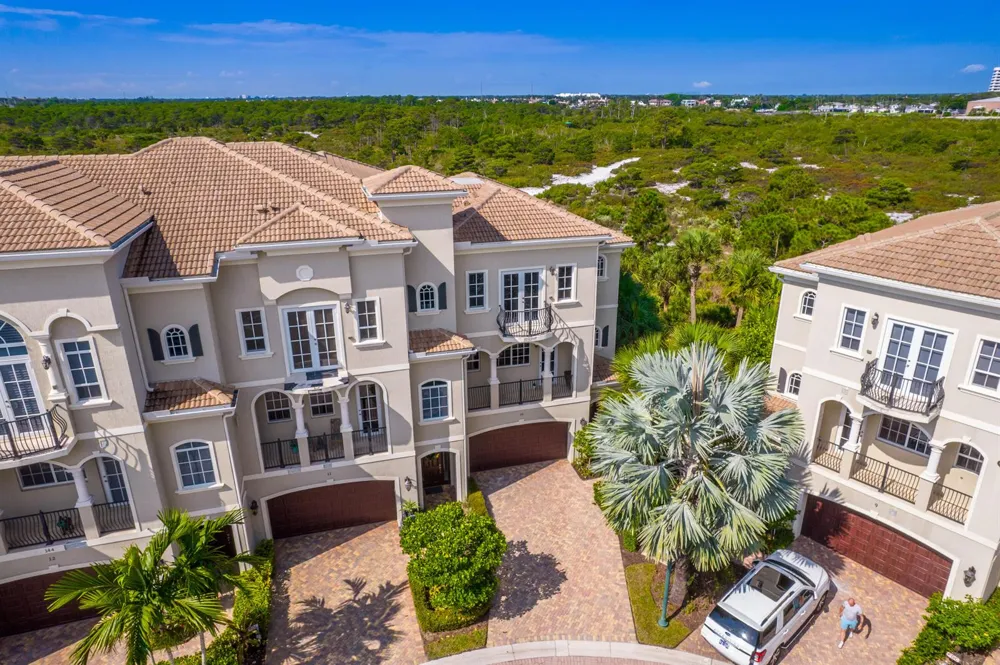 144 Tierra Lane #10 Jupiter, FL 33477