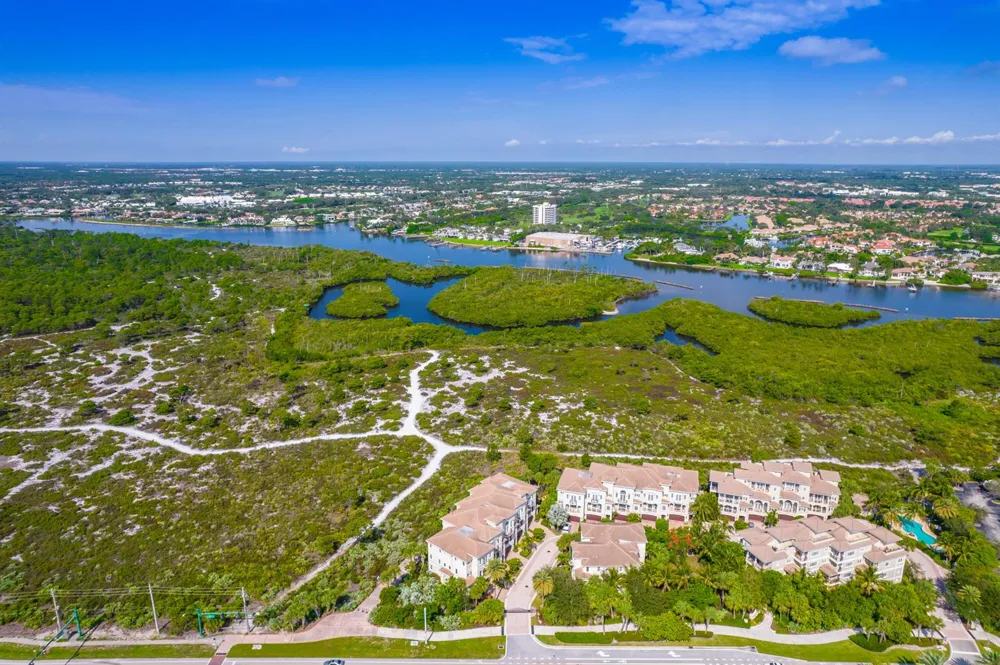 144 Tierra Lane #10 Jupiter, FL 33477