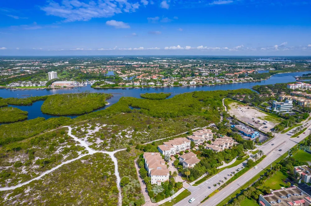 144 Tierra Lane #10 Jupiter, FL 33477