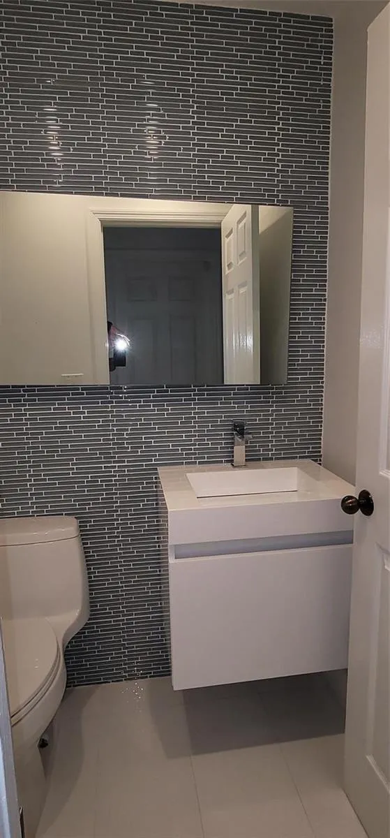 13224 NW 12th Court Sunrise, FL 33323