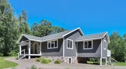1040 Big Bear Trail SW