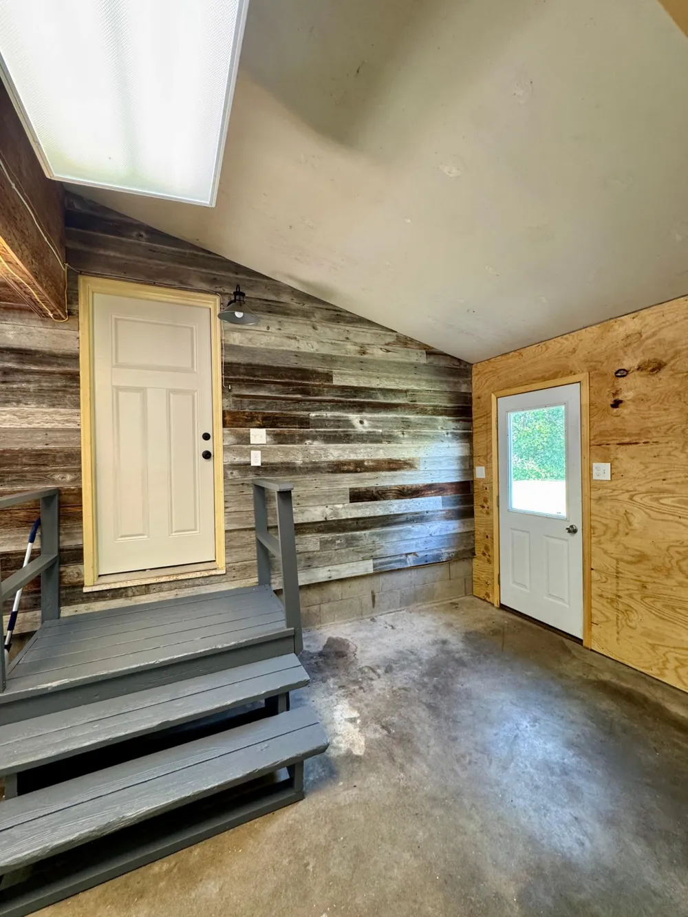 42015 Mattson Island Road Roseau, MN 56751
