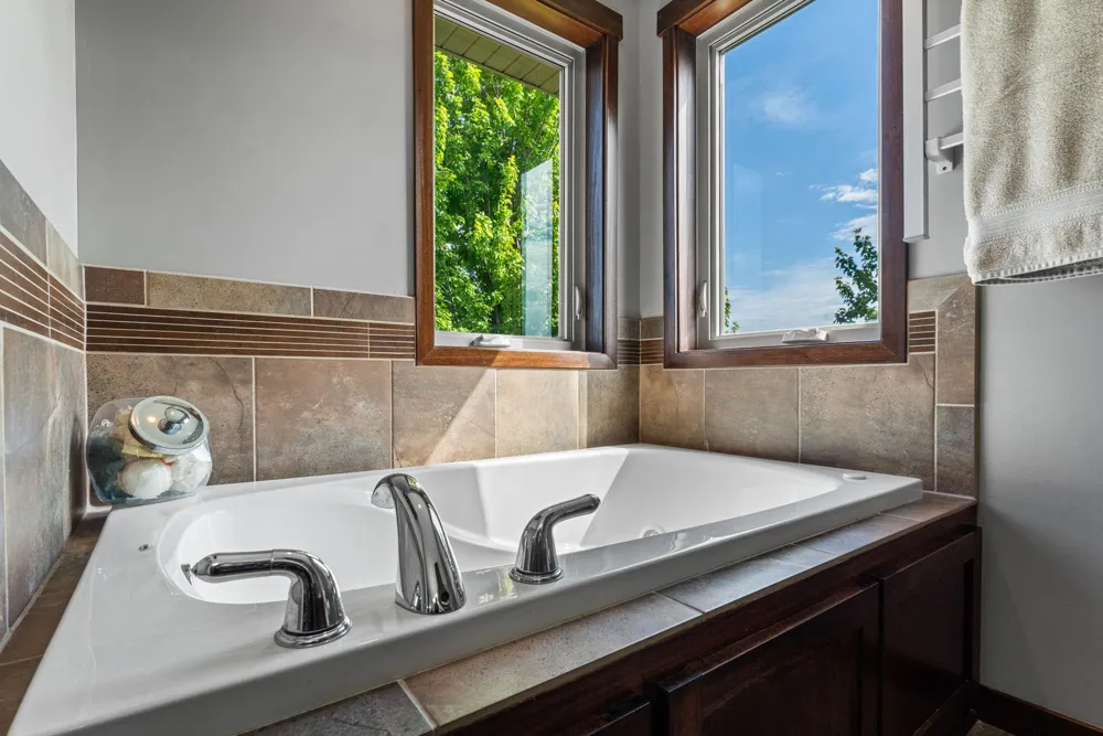 900 Heritage Trail NE New Prague, MN 56071