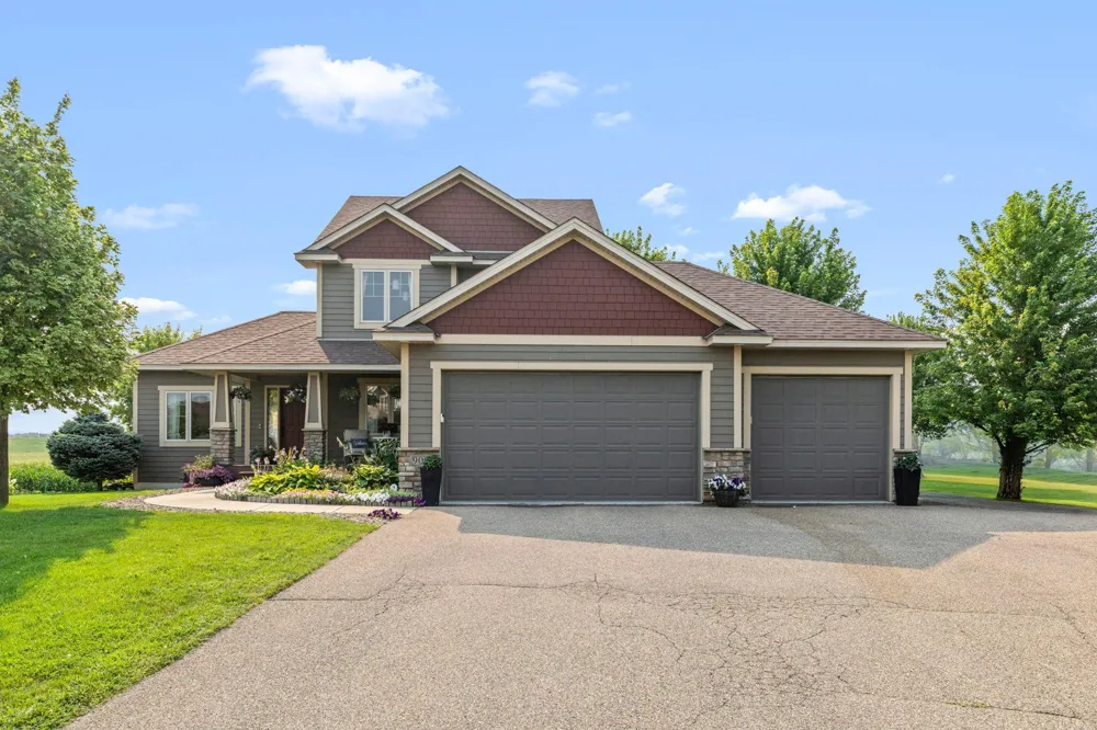 900 Heritage Trail NE New Prague, MN 56071