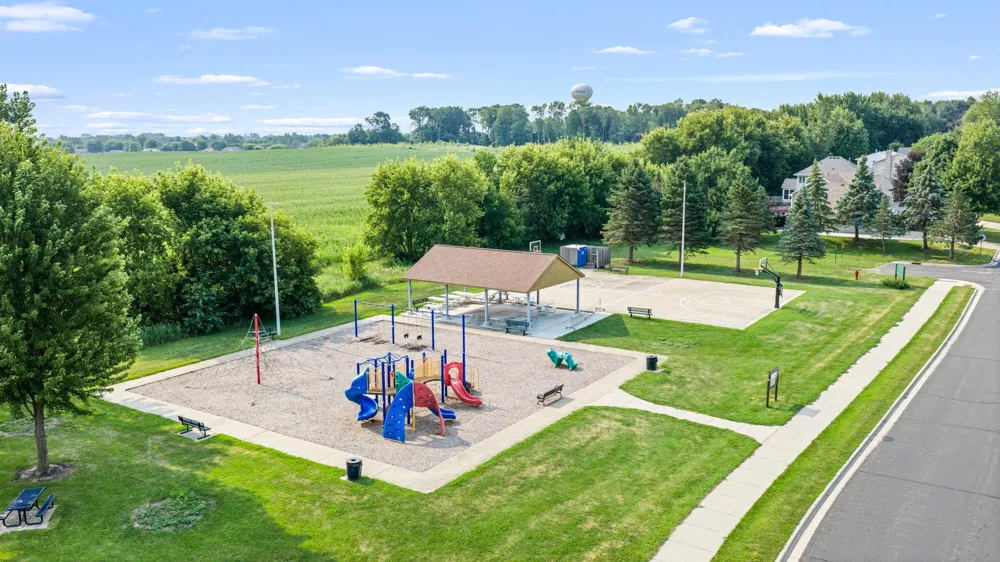 900 Heritage Trail NE New Prague, MN 56071