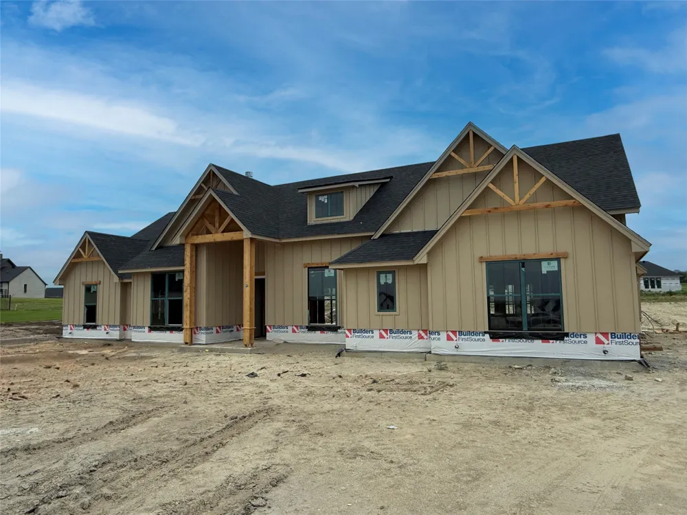 513 Nadia Drive Aledo, TX 76008