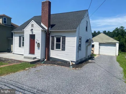 831 E WALNUT STREET