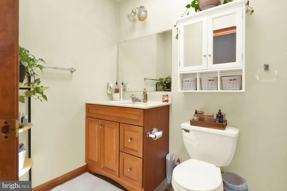 215 OPAL DRIVE Chambersburg, PA 17202