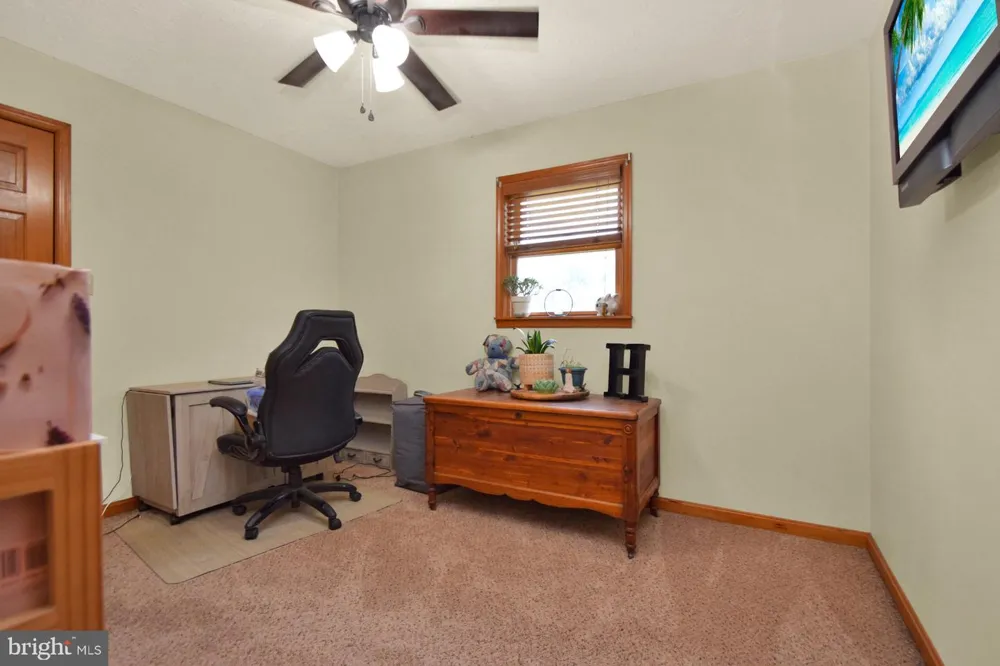 215 OPAL DRIVE Chambersburg, PA 17202