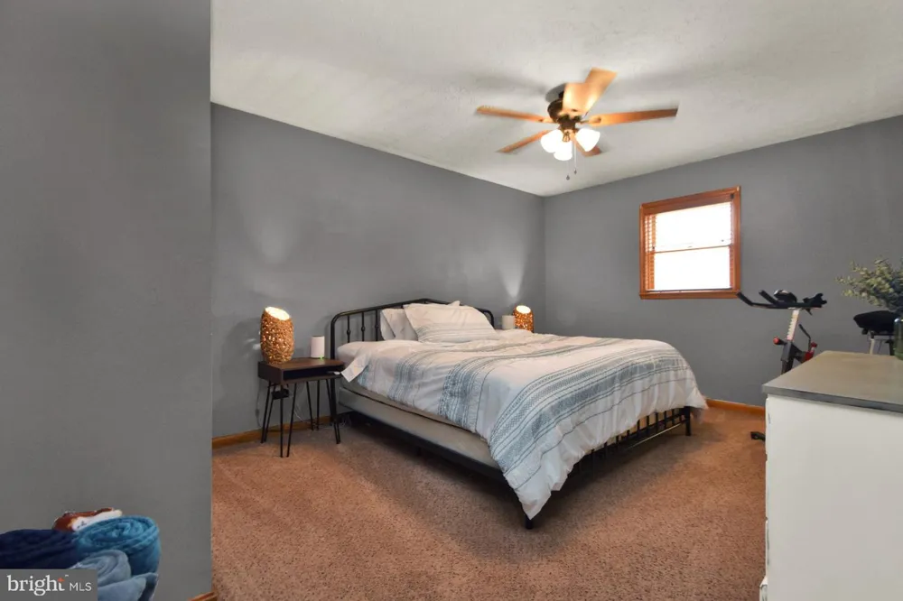 215 OPAL DRIVE Chambersburg, PA 17202