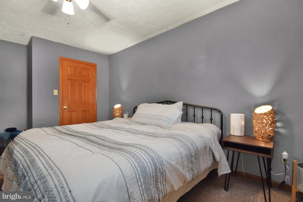 215 OPAL DRIVE Chambersburg, PA 17202