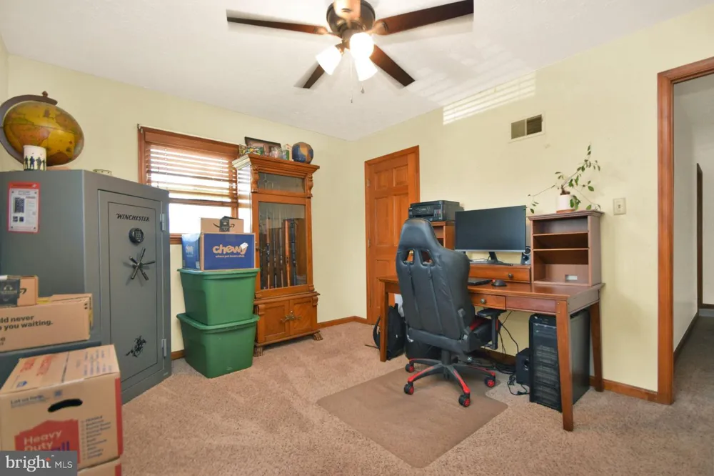 215 OPAL DRIVE Chambersburg, PA 17202